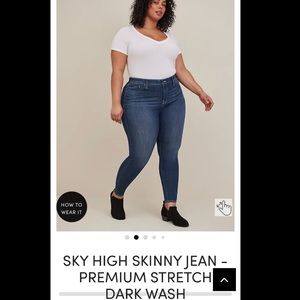 Torrid Sky High Skinny jeans size 26R